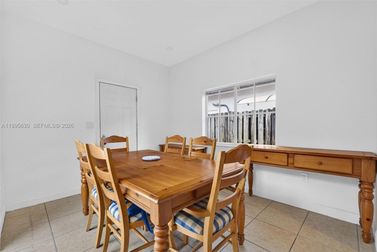 1281 NE 41st Pl , Homestead, FL 33033 Photo