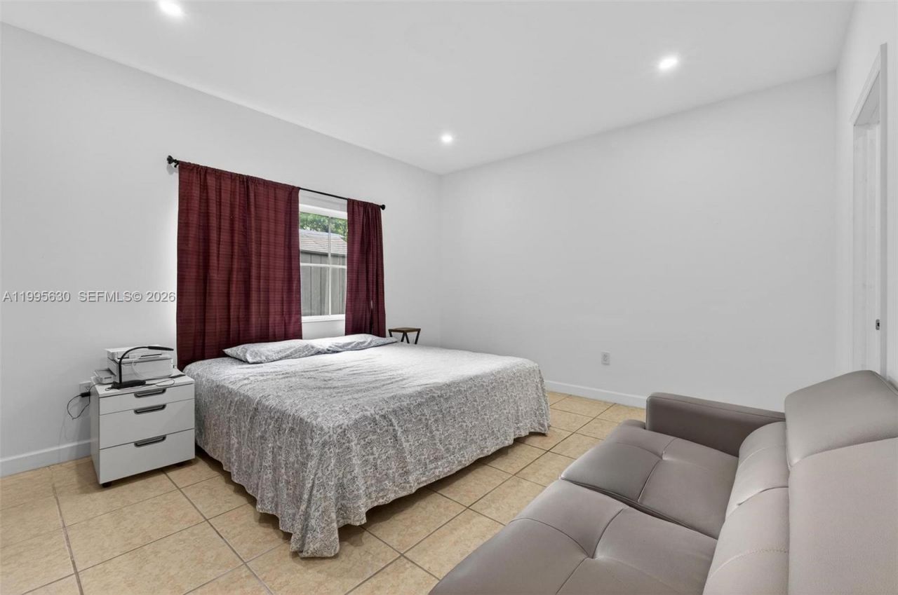 1281 NE 41st Pl , Homestead, FL 33033 Photo