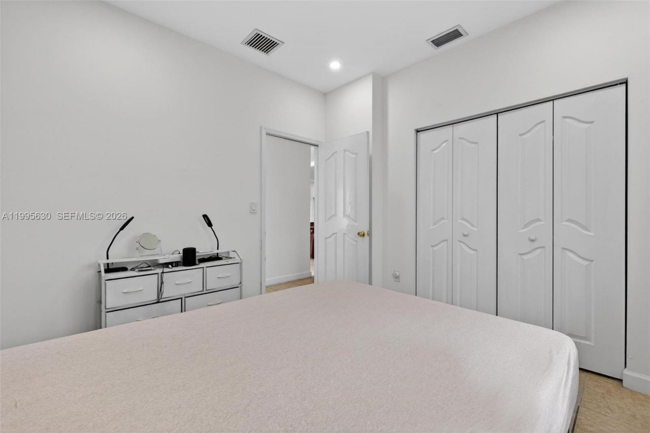 1281 NE 41st Pl , Homestead, FL 33033 Photo