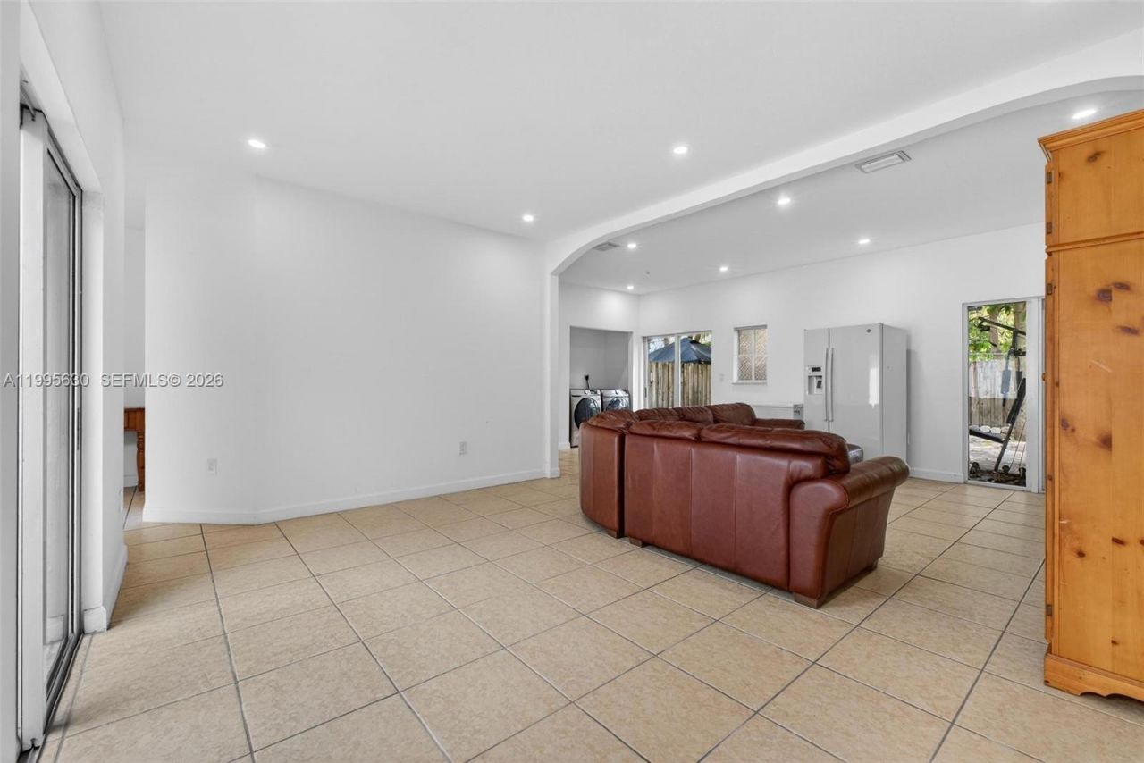 1281 NE 41st Pl , Homestead, FL 33033 Photo