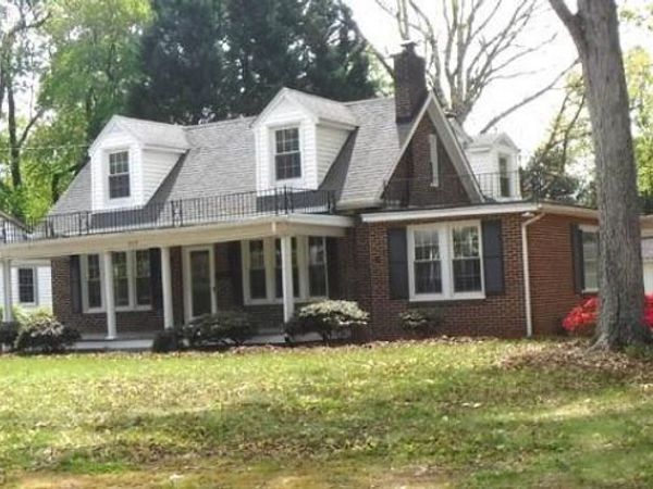 2372 Westfield Avenue , Winston-Salem, NC 27301