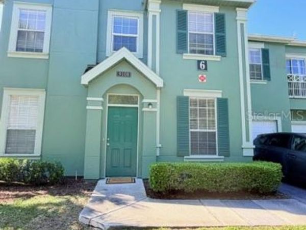 9108 LAKE CHASE ISLAND WAY , Unit 9, TAMPA, FL 33626