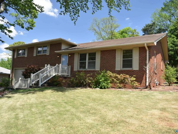 1503 Fell Avenue NE, Huntsville, AL 35811