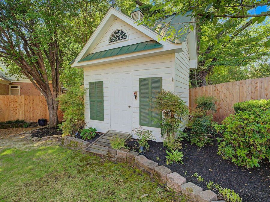 Property Image 37