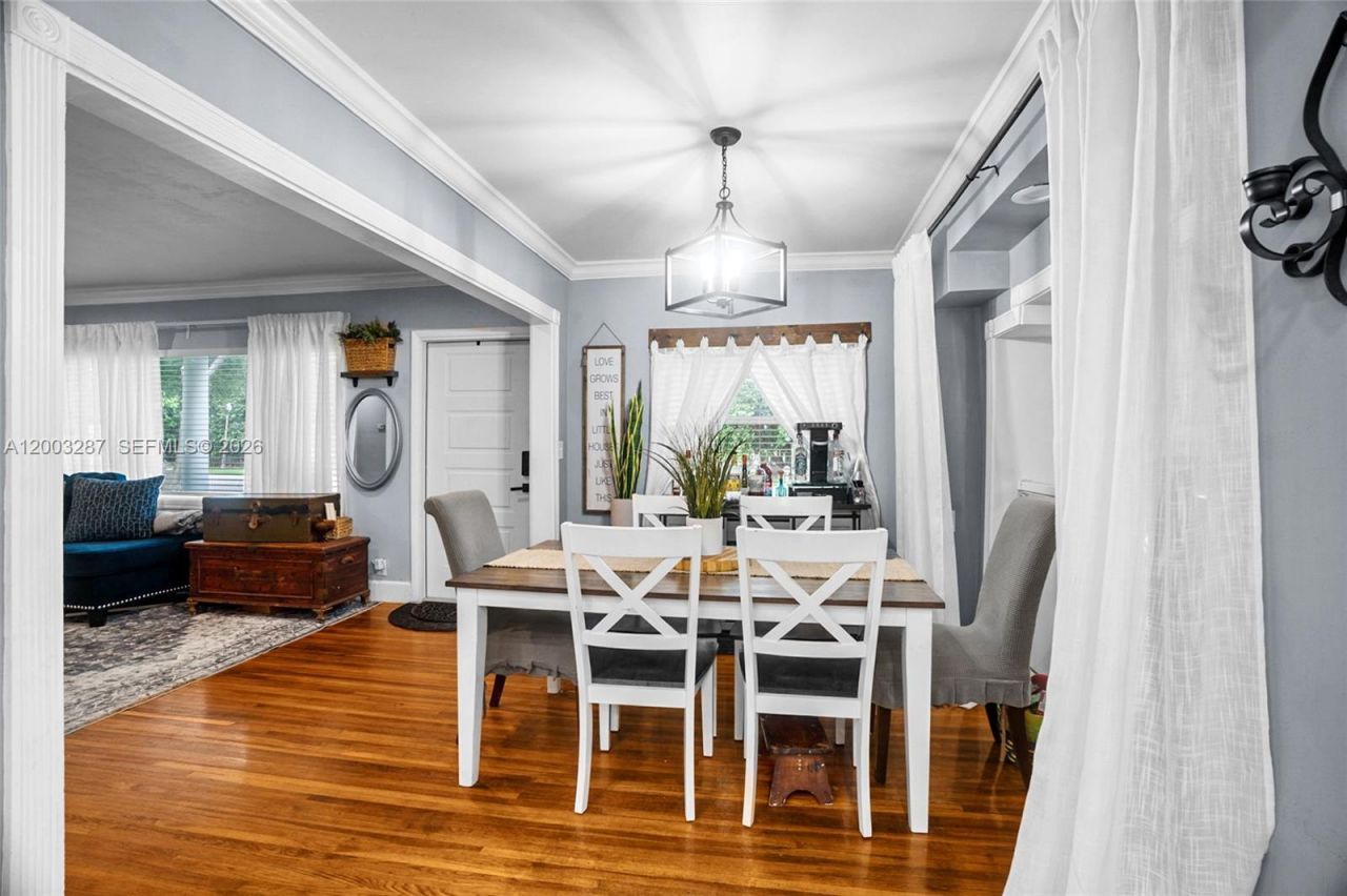 899 E Country Club Cir, Plantation, FL 33317 Photo