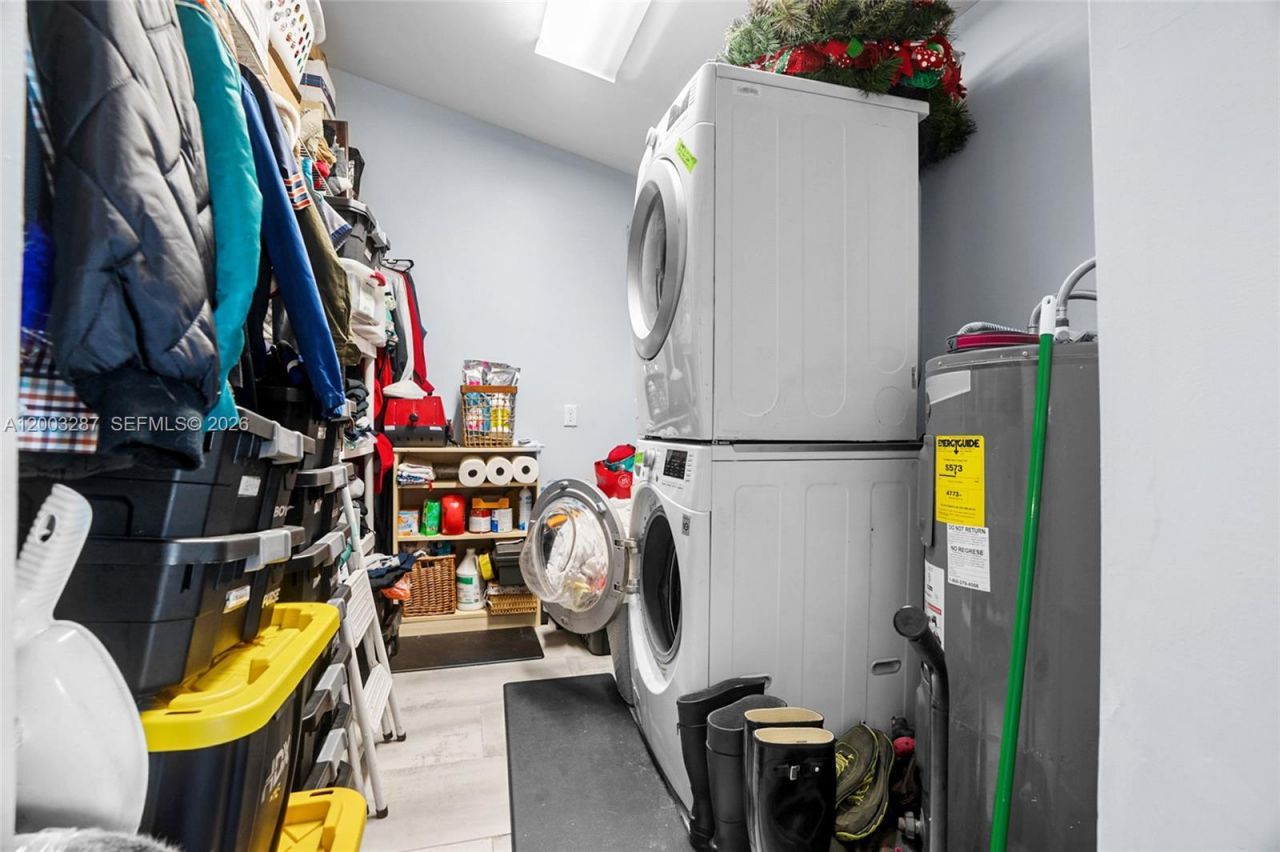 899 E Country Club Cir , Plantation, FL 33317 Photo