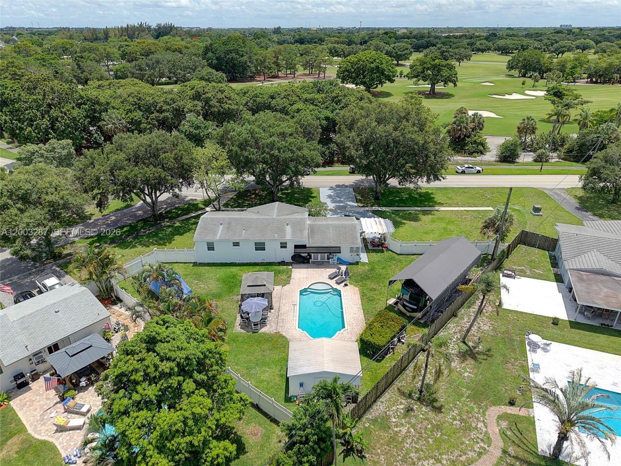 899 E Country Club Cir, Plantation, FL 33317 Photo