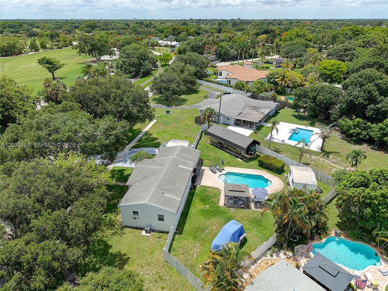 899 E Country Club Cir, Plantation, FL 33317 Photo
