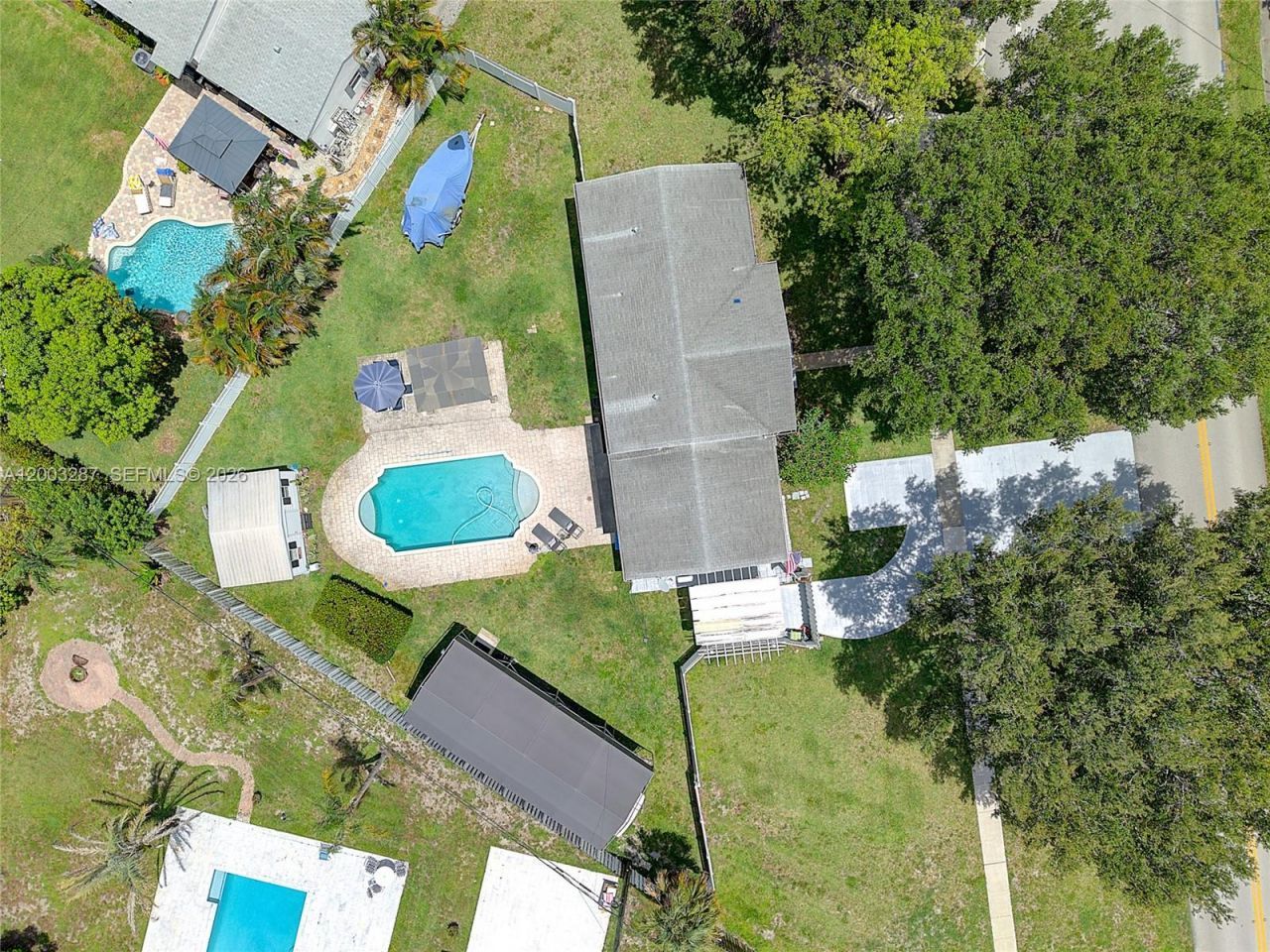 899 E Country Club Cir, Plantation, FL 33317 Photo