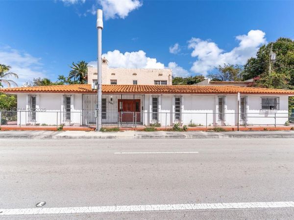 1101 SW 17th Ave , Miami, FL 33135