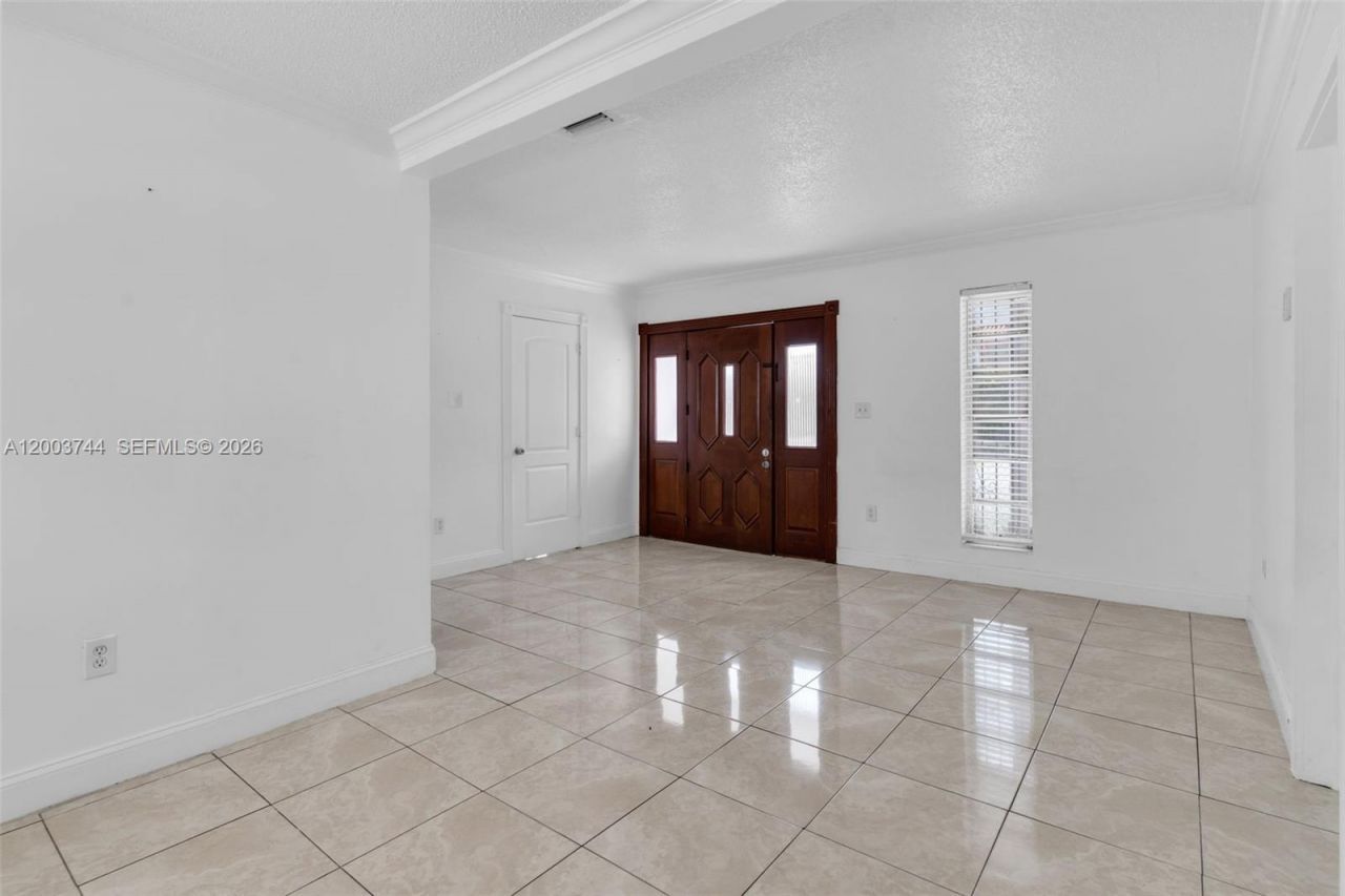 1101 SW 17th Ave , Miami, FL 33135 Photo