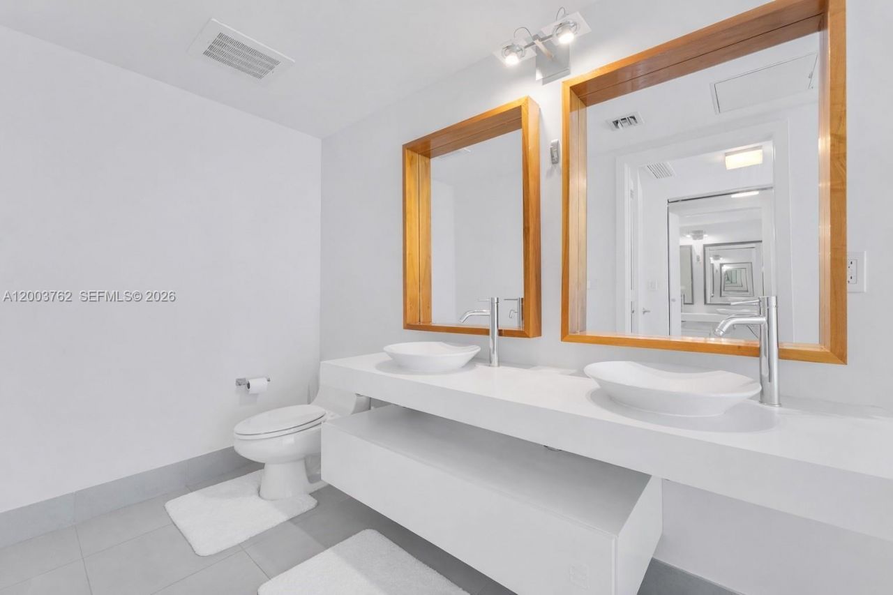 92 SW 3rd St , Unit 3611, Miami, FL 33130 Photo