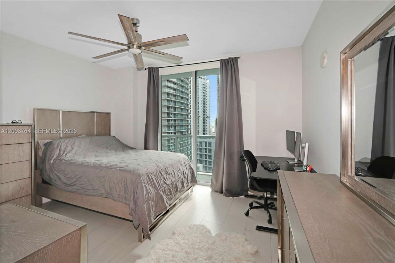 79 SW 12th St , Unit 2106-S, Miami, FL 33130 Photo