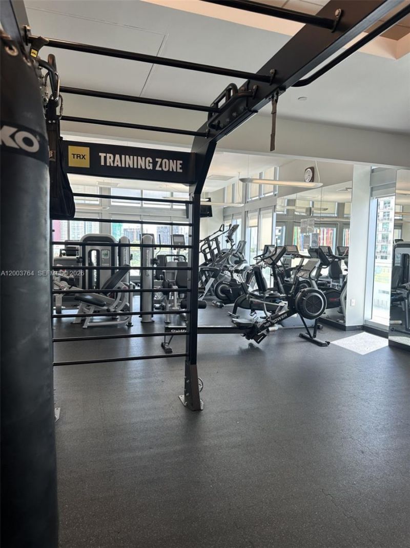 79 SW 12th St , Unit 2106-S, Miami, FL 33130 Photo