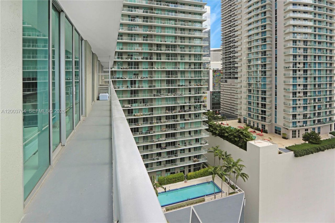 79 SW 12th St , Unit 2106-S, Miami, FL 33130 Photo