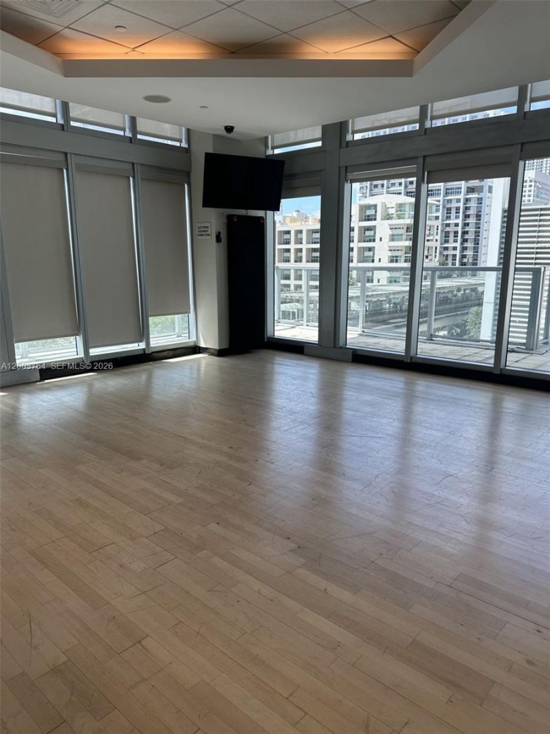 79 SW 12th St , Unit 2106-S, Miami, FL 33130 Photo