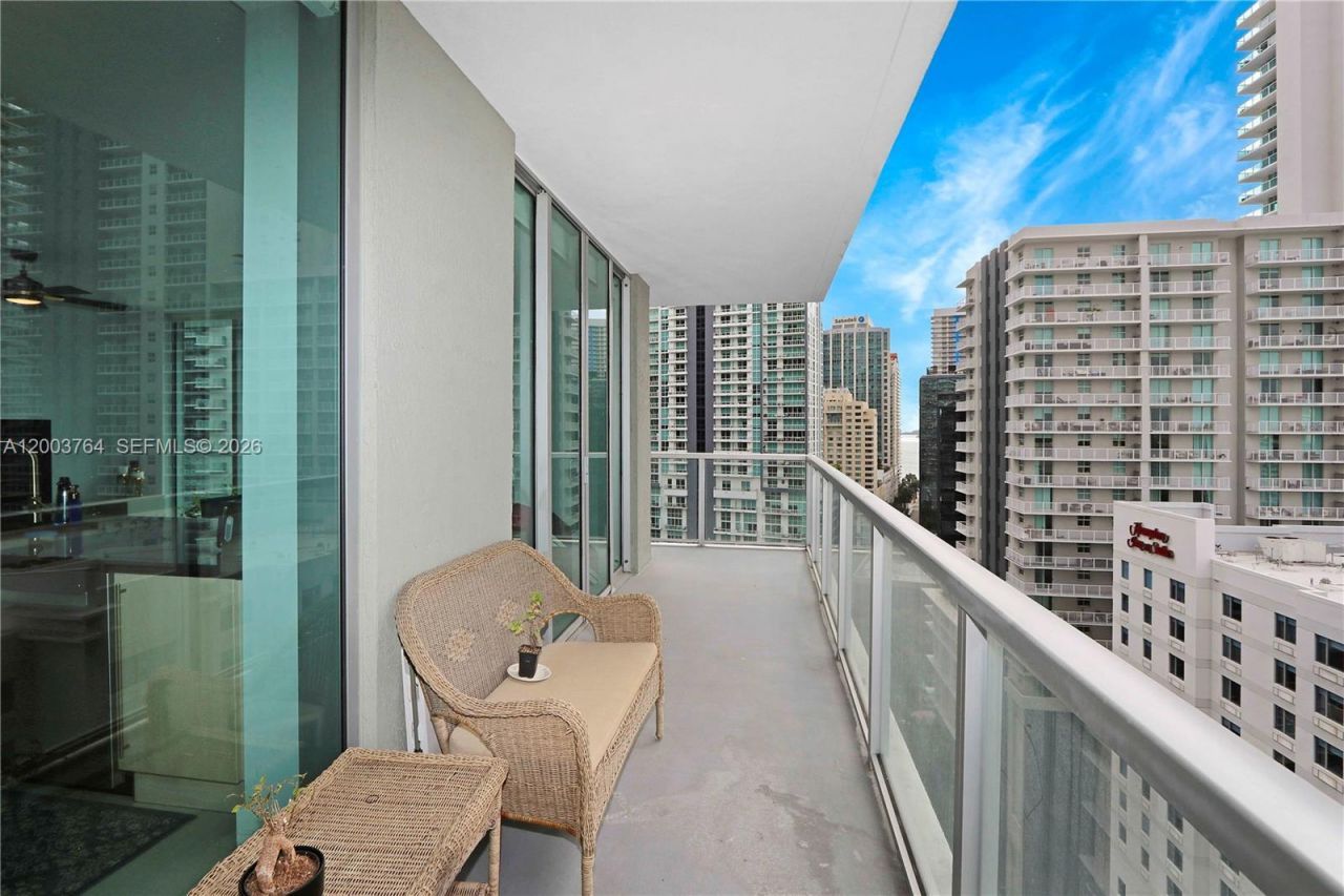 79 SW 12th St , Unit 2106-S, Miami, FL 33130 Photo