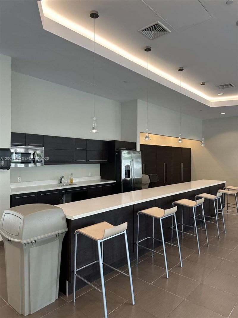 79 SW 12th St , Unit 2106-S, Miami, FL 33130 Photo