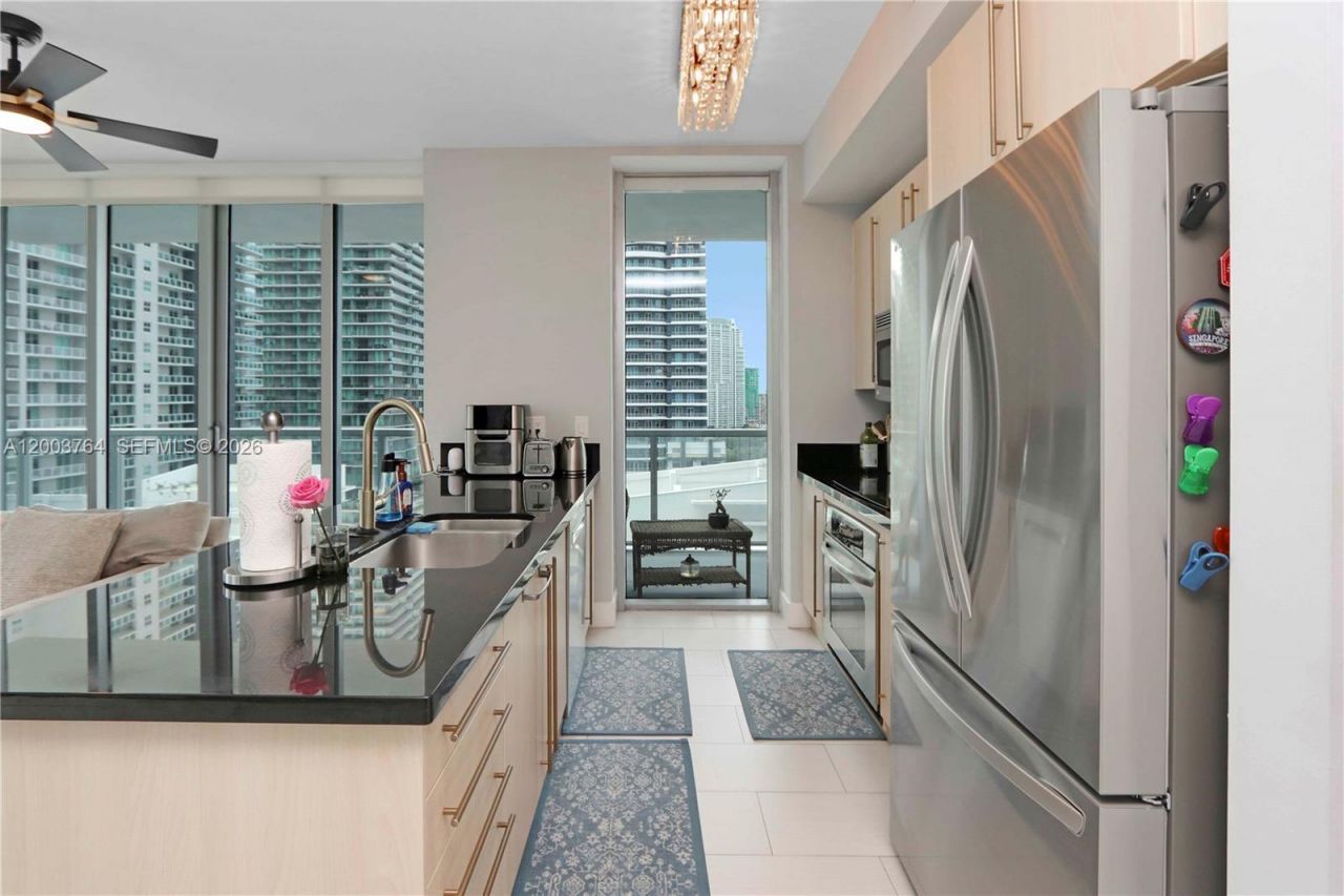 79 SW 12th St , Unit 2106-S, Miami, FL 33130 Photo
