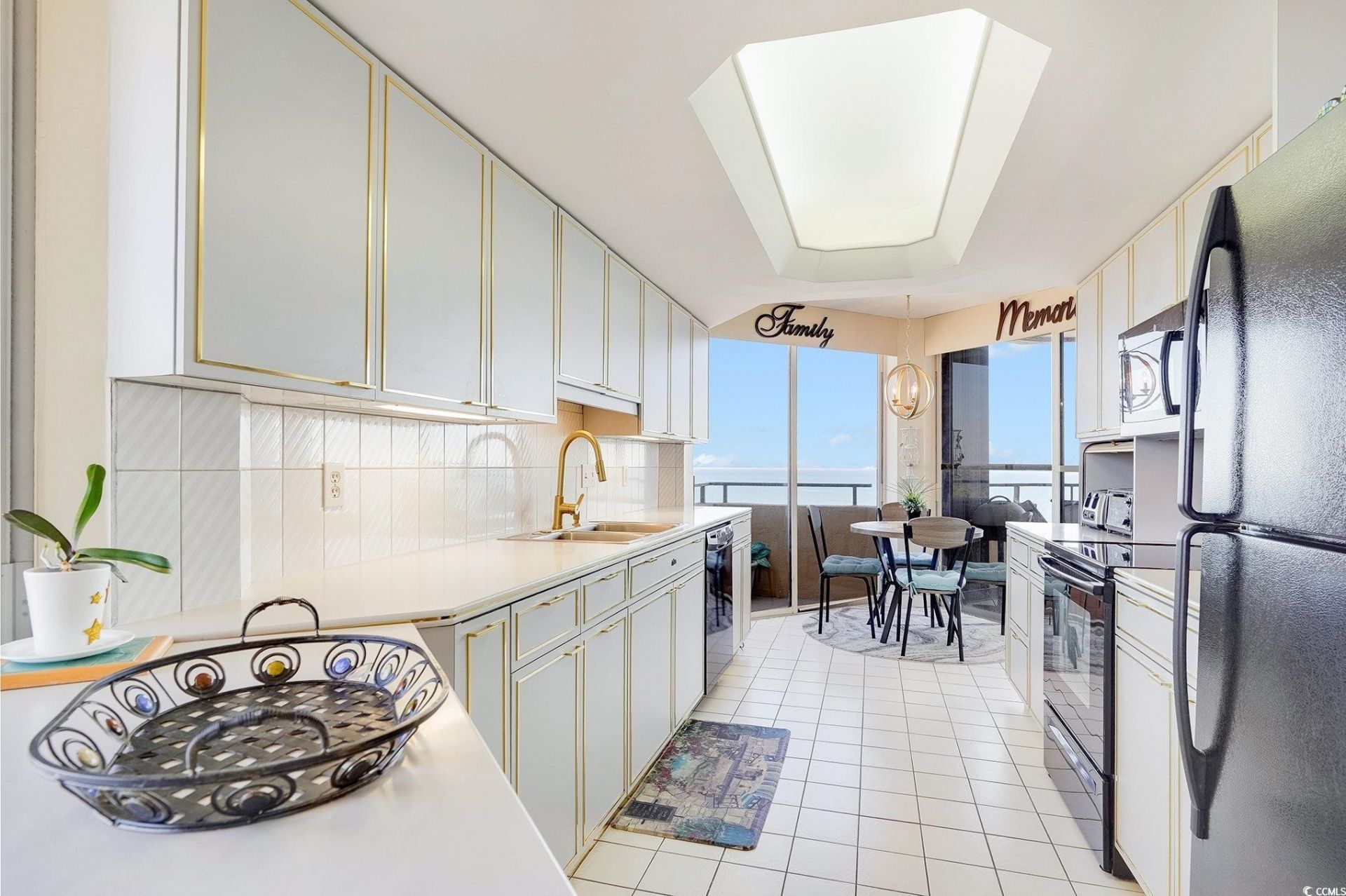 9650 Shore Dr. Photo 12