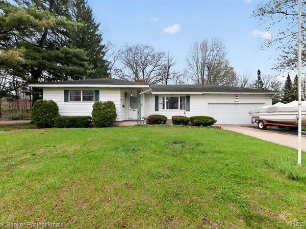36744 N Romulus Avenue S, Romulus, MI 48174
