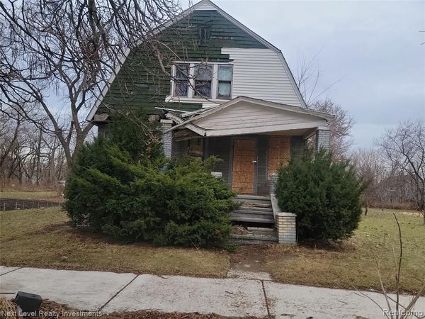 3345 E Ferry Street, Detroit, MI 48211