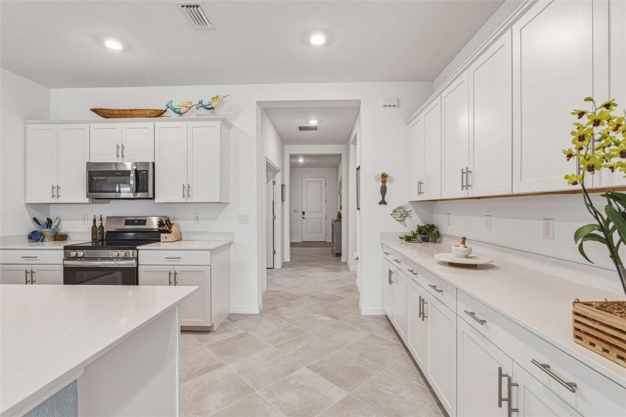 17090 Luminous Avenue , Venice, FL 34293 Photo