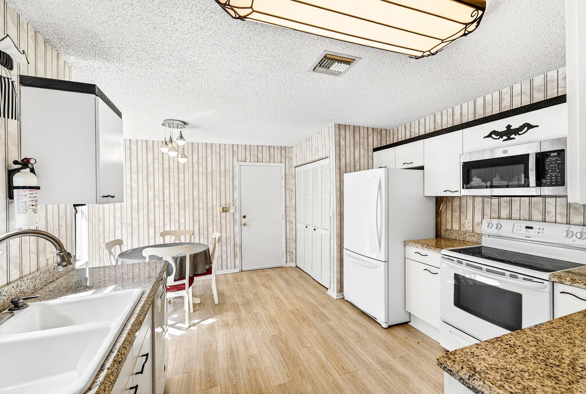 5315 Monterey Circle, Unit F, Delray Beach, FL 33484 Photo