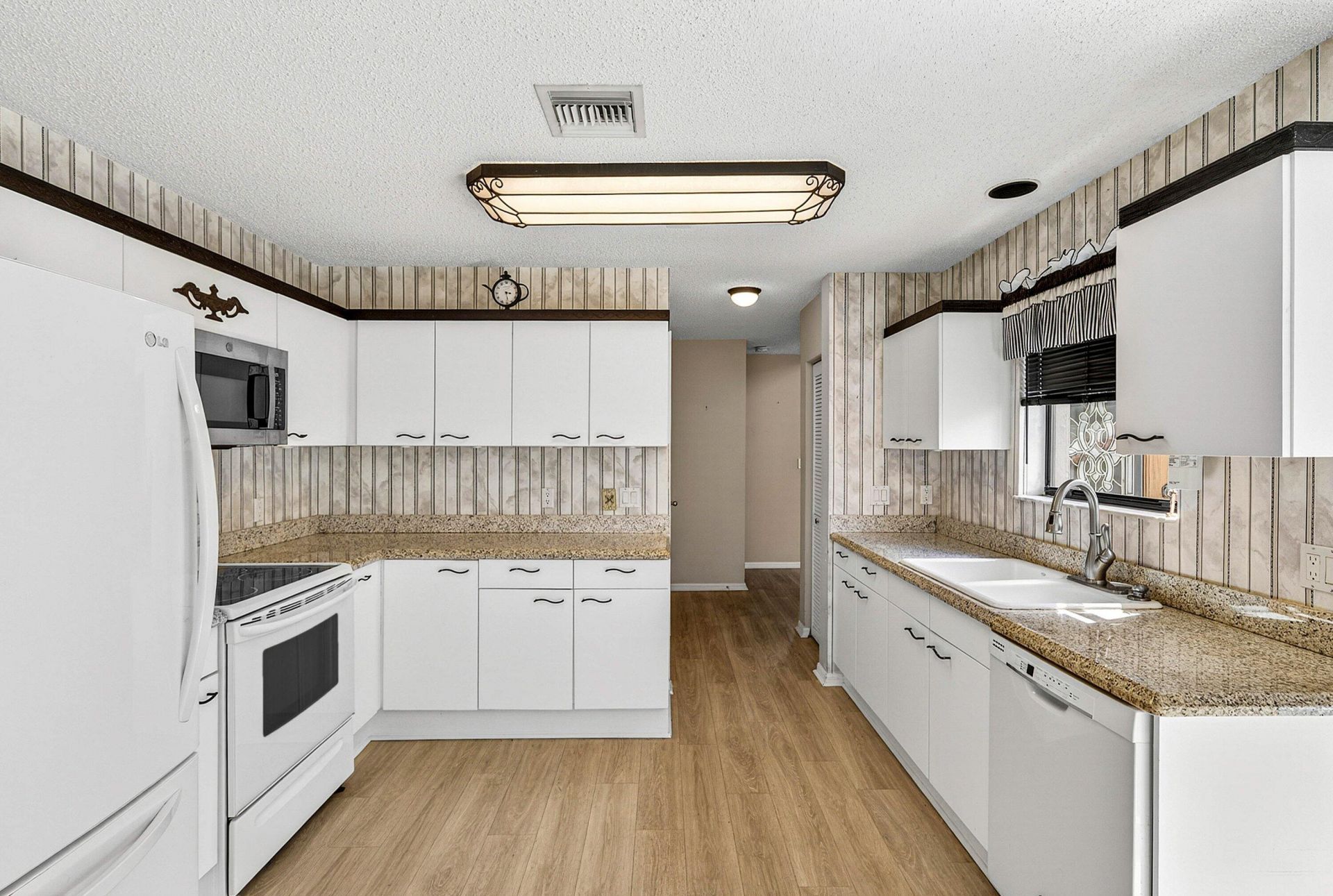 5315 Monterey Circle, Unit F, Delray Beach, FL 33484 Photo