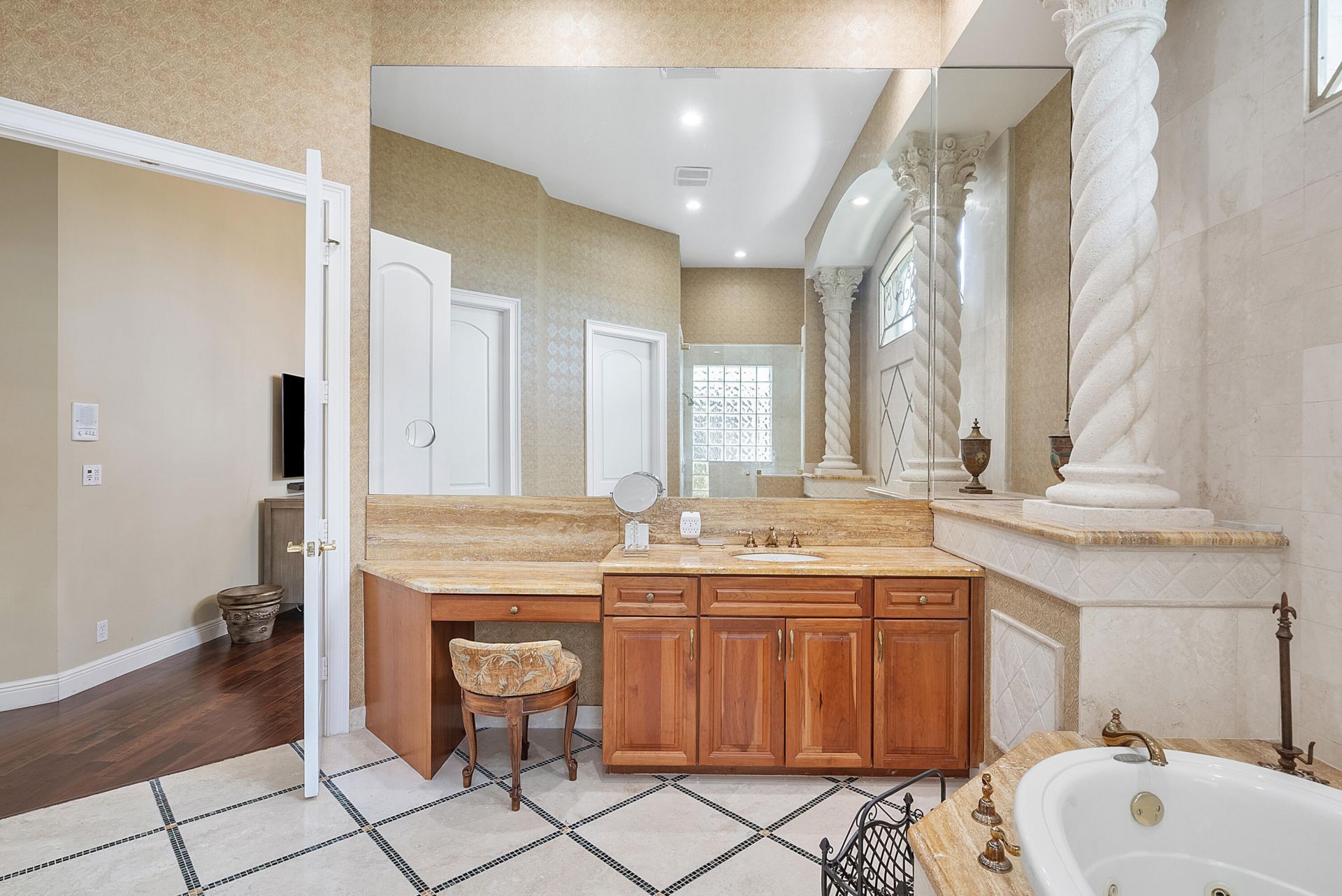 8927 Oakland Hills Drive, Delray Beach, FL 33446 Photo
