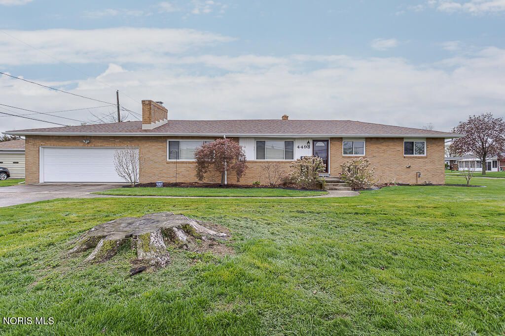 4498 285th Street, Toledo, OH 43611 Main Photo