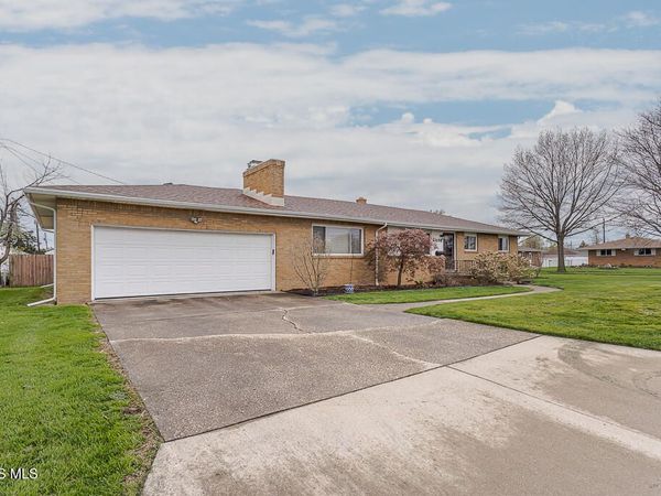 4498 285th Street , Toledo, OH 43611