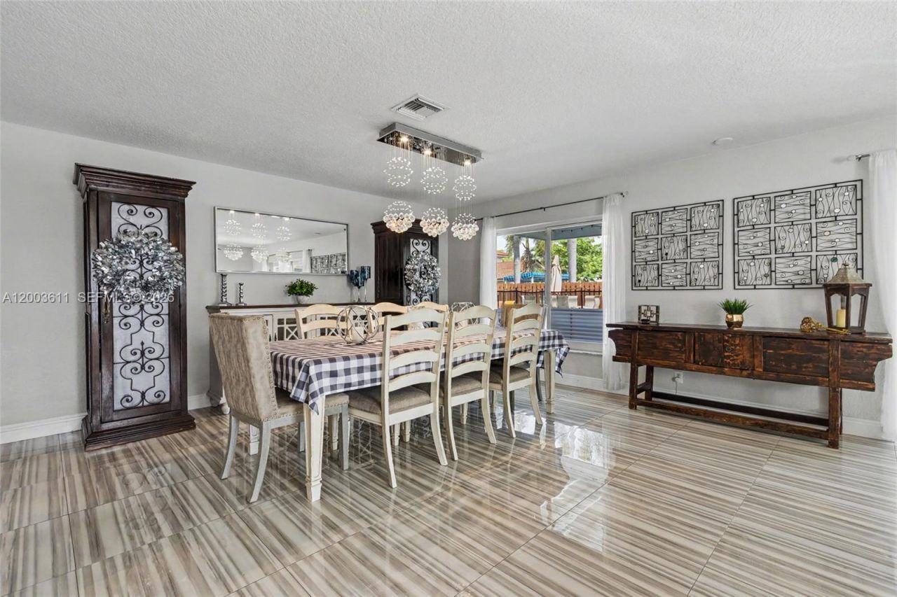 7941 NW 3rd Pl , Plantation, FL 33324 Photo