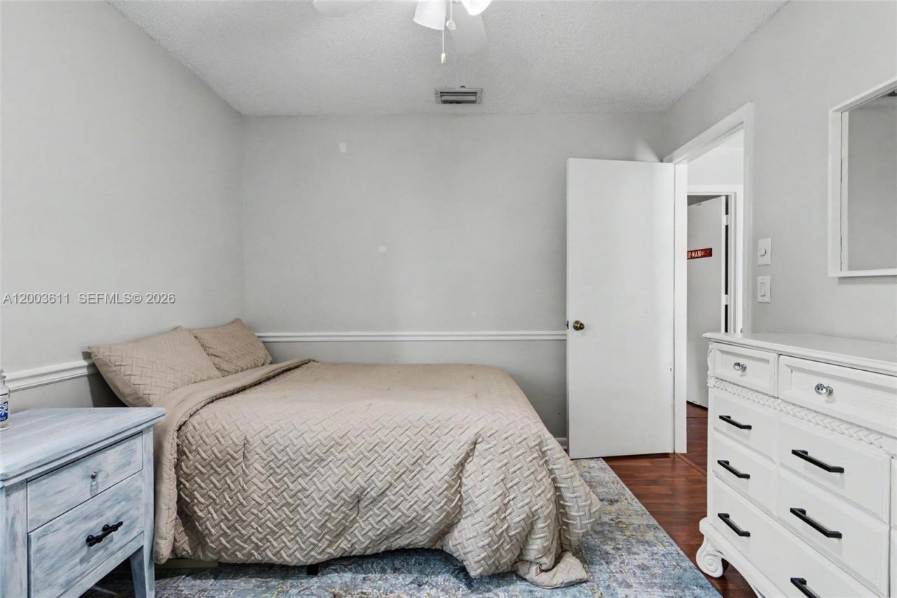 7941 NW 3rd Pl, Plantation, FL 33324 Photo