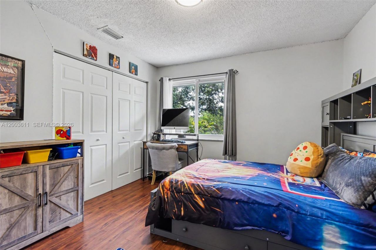 7941 NW 3rd Pl , Plantation, FL 33324 Photo