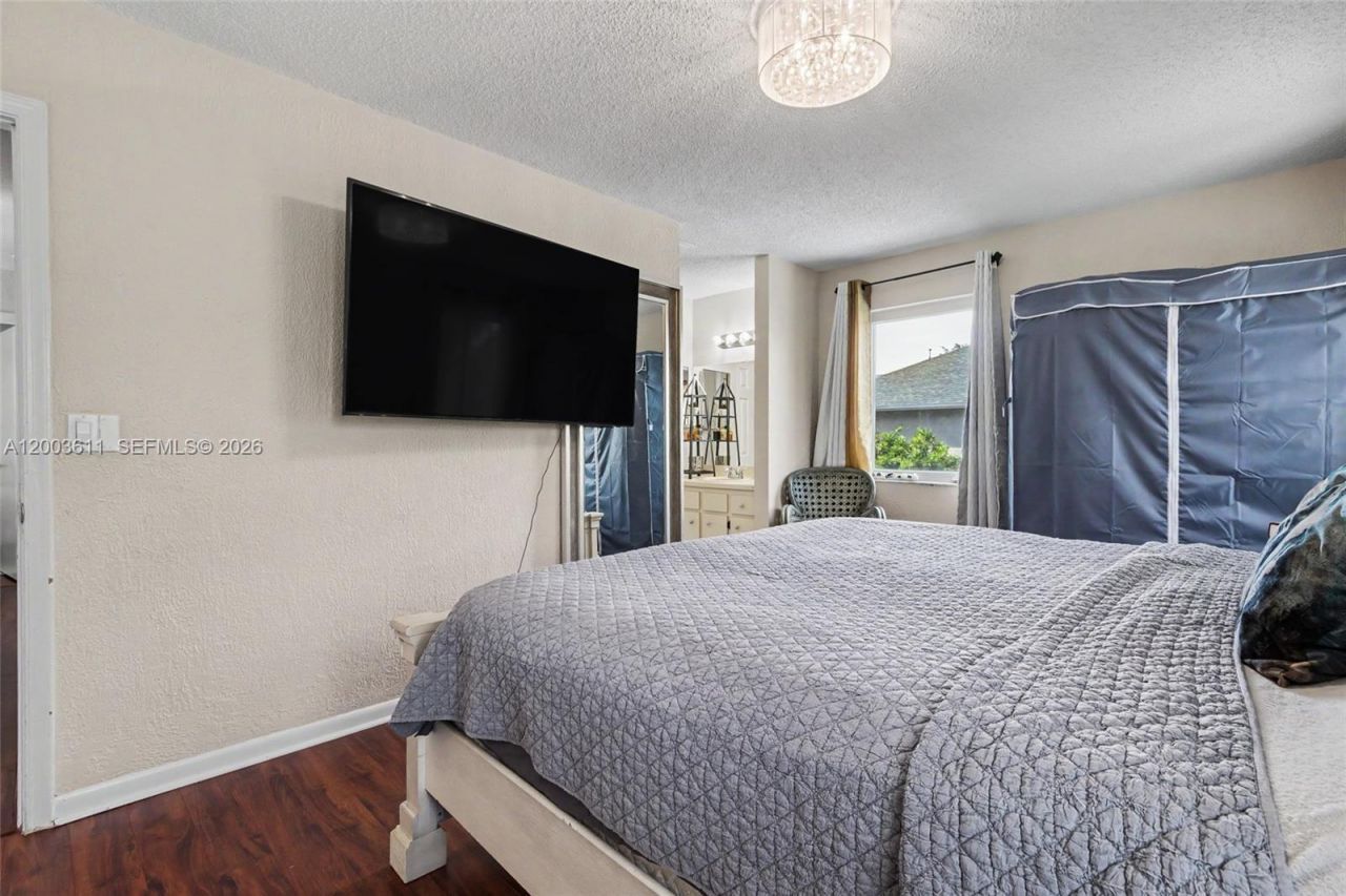 7941 NW 3rd Pl , Plantation, FL 33324 Photo