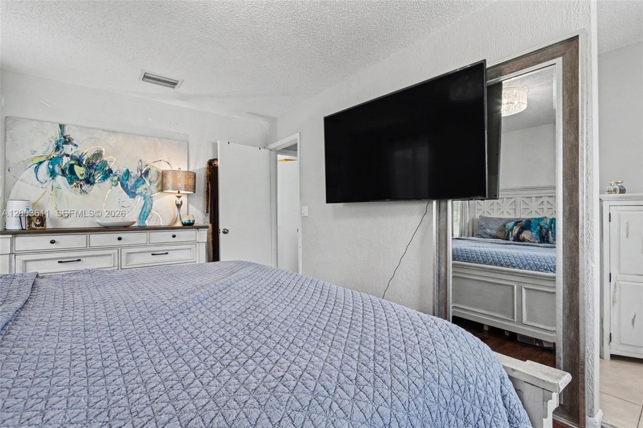 7941 NW 3rd Pl, Plantation, FL 33324 Photo