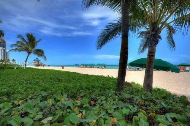 16711 Collins Ave, Unit 602, Sunny Isles Beach, FL 33160 Photo