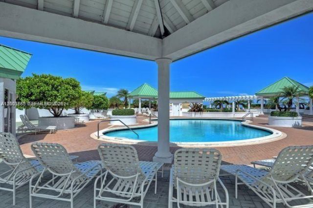 16711 Collins Ave, Unit 602, Sunny Isles Beach, FL 33160 Photo