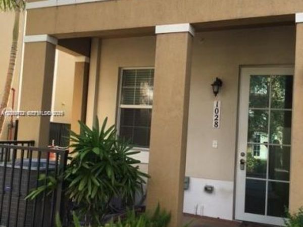 1028 SW 147th Ave , Unit 10609, Pembroke Pines, FL 33027