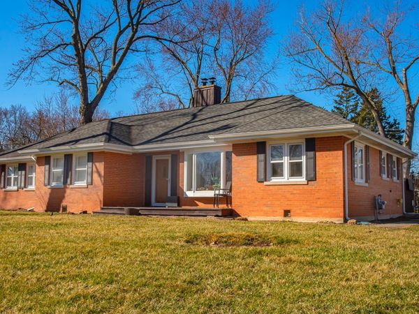 5536 Howard Avenue , La Grange Highlands, IL 60525