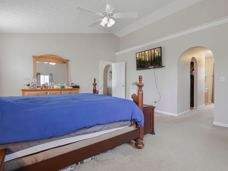 8227 Orange Station Loop, Lewis Center, OH 43035 Photo 28