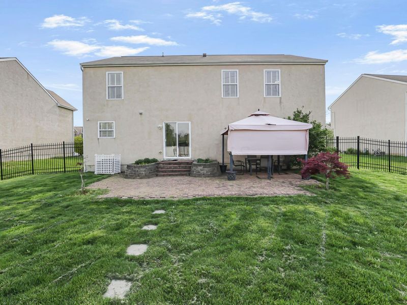 8227 Orange Station Loop, Lewis Center, OH 43035 Photo 48