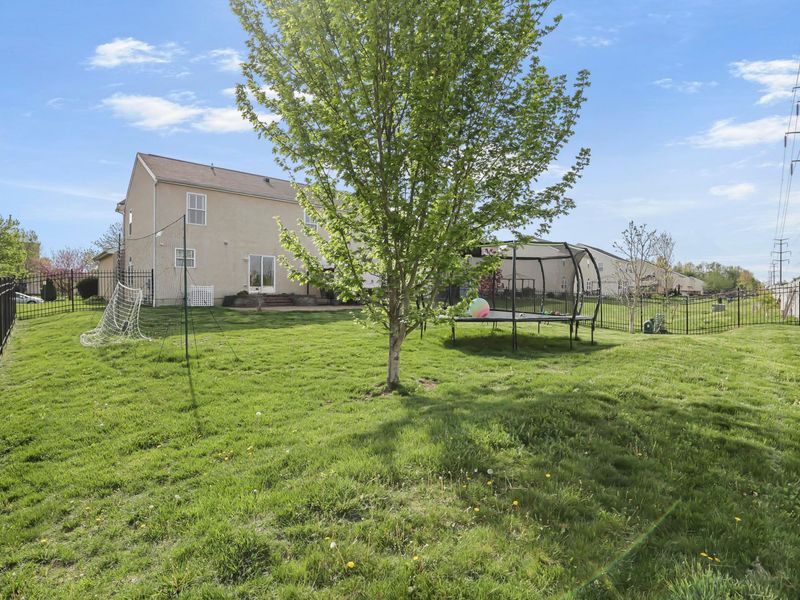 8227 Orange Station Loop, Lewis Center, OH 43035 Photo 52