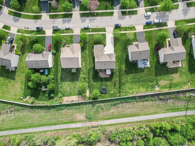 8227 Orange Station Loop, Lewis Center, OH 43035 Photo 58