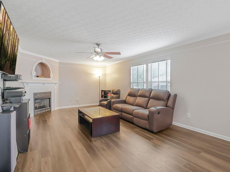 8227 Orange Station Loop, Lewis Center, OH 43035 Photo 9