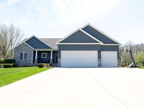 2302 W 250 S , La Porte, IN 46350