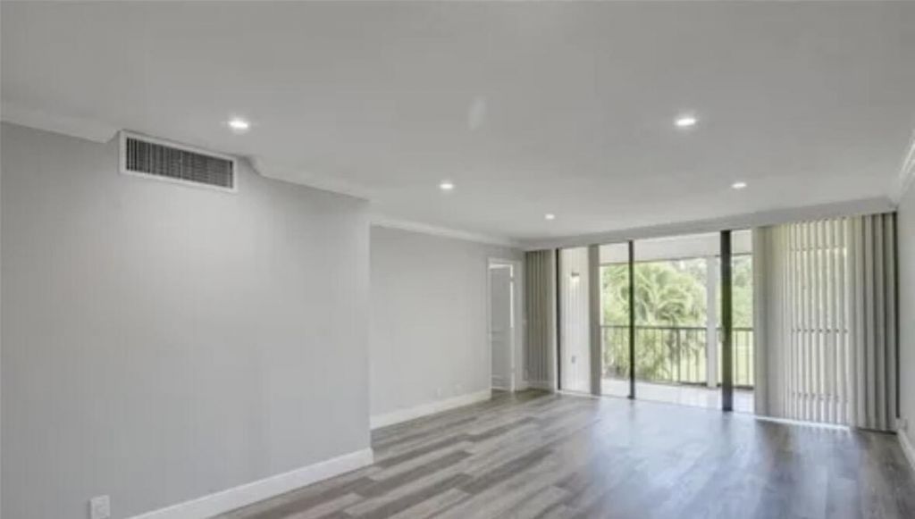 4110 Tivoli Court, Unit 202, Lake Worth, FL 33467 Photo