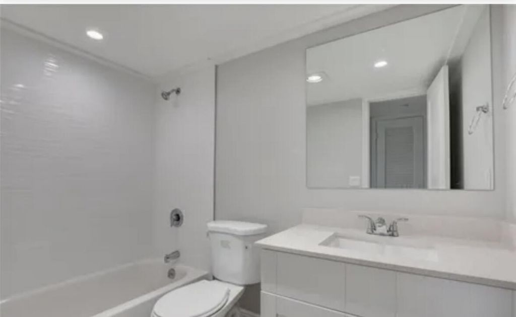 4110 Tivoli Court, Unit 202, Lake Worth, FL 33467 Photo