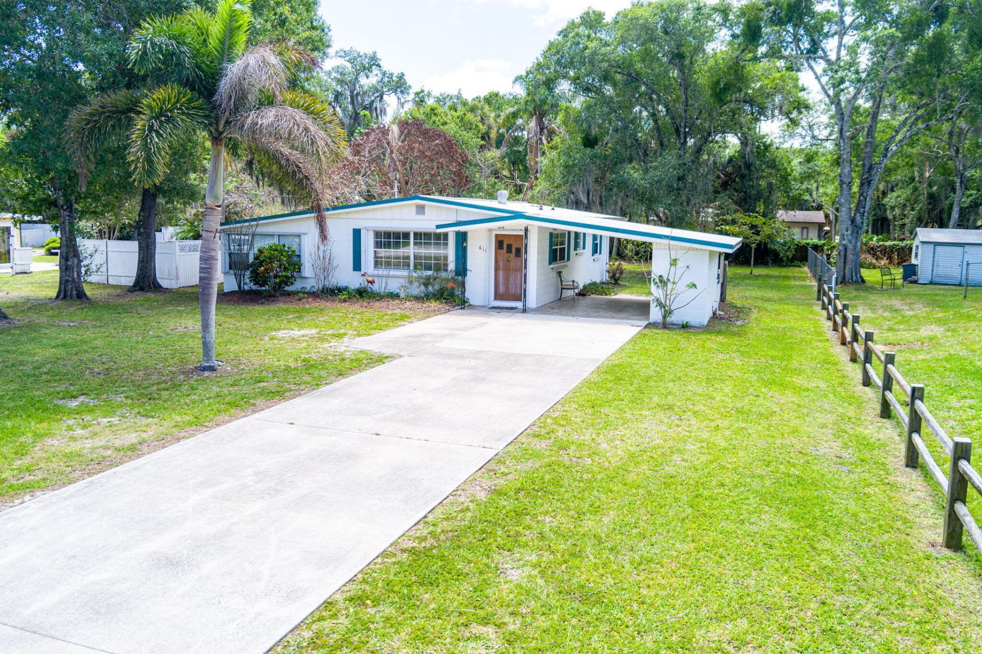 611 Brack Road, Fort Pierce, FL 34982 Photo